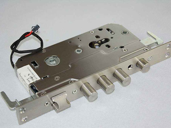 高陵24小时上门开锁公司